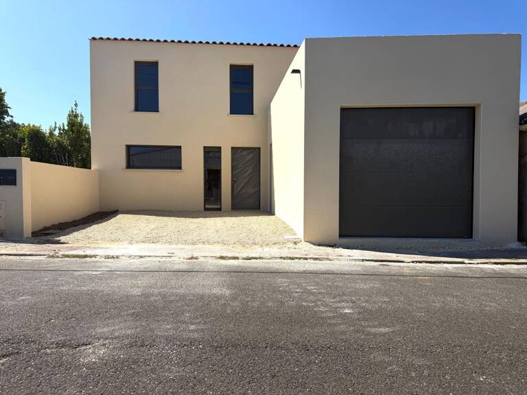 Maison Saintes 6 pièce(s) 140 m2 — photo 1
