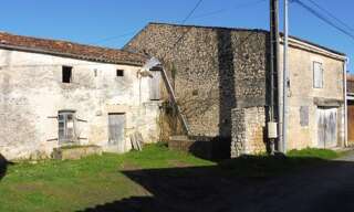 Maison 1 Pièce 200 m² à vendre à Saint-Savinien (17350)