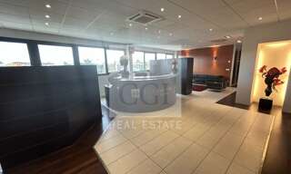 Bureau  110 m² à louer à Dardilly (69570)