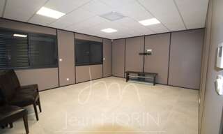 Commerce 4 Pièces 205 m² à vendre à Saint-Vallier (26240)