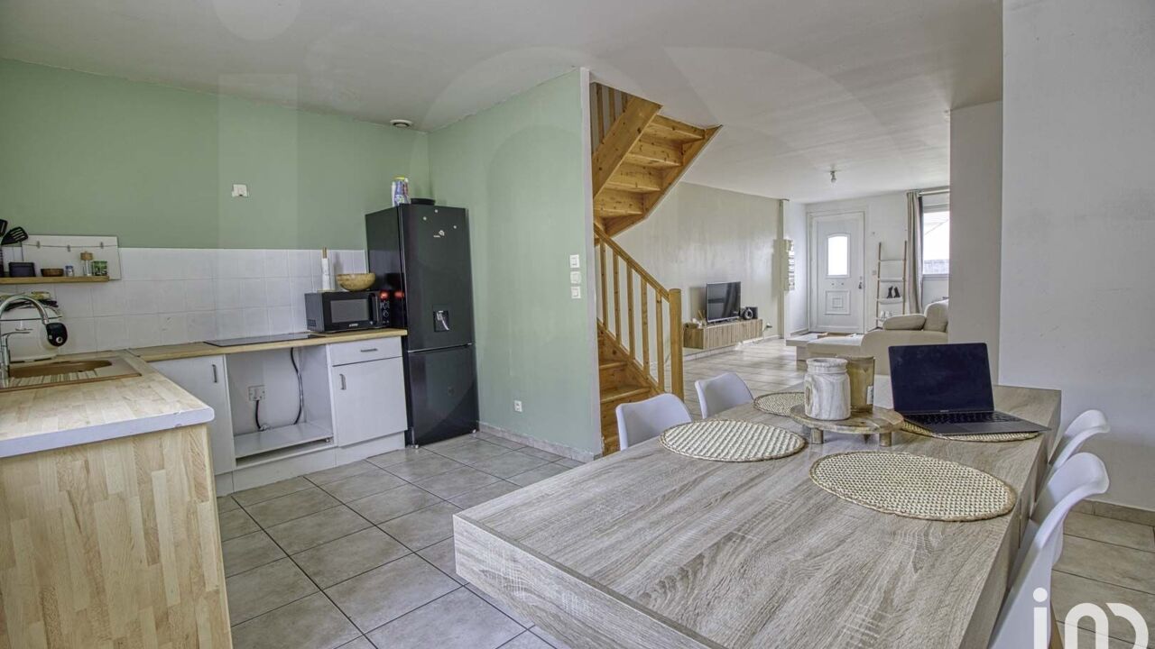appartement 4 pièces 80 m2 à vendre à Maulette (78550)