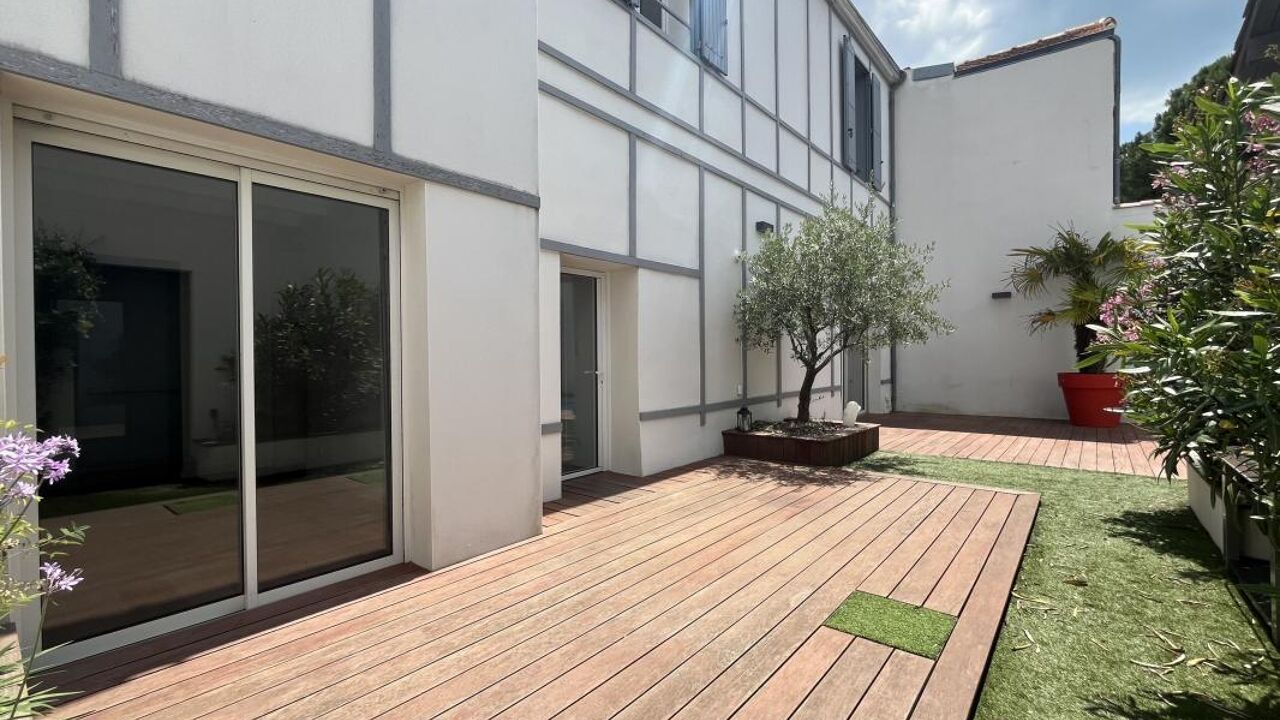 maison 6 pièces 151 m2 à vendre à La Rochelle (17000)