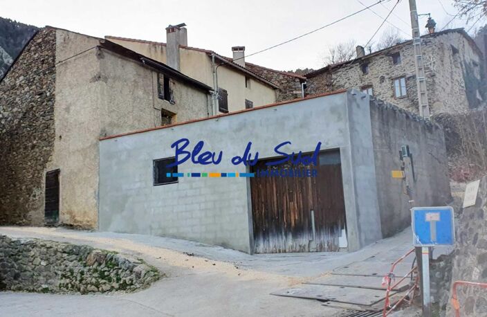 Maison de village à rénover avec grand garage / atelier et ter — photo 2