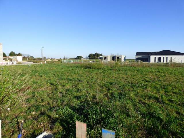 Terrain Pont Saint Martin 400 m2 — photo du bien