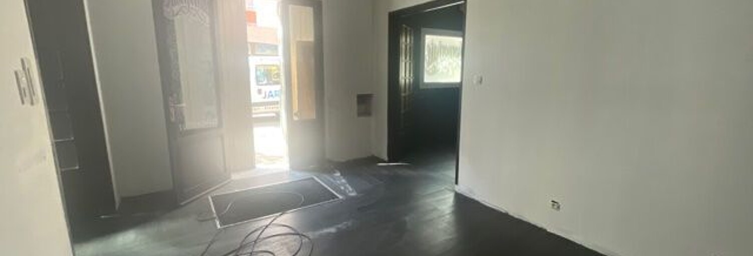 Commerce   m² à vendre à Six-Fours-les-Plages (83140)