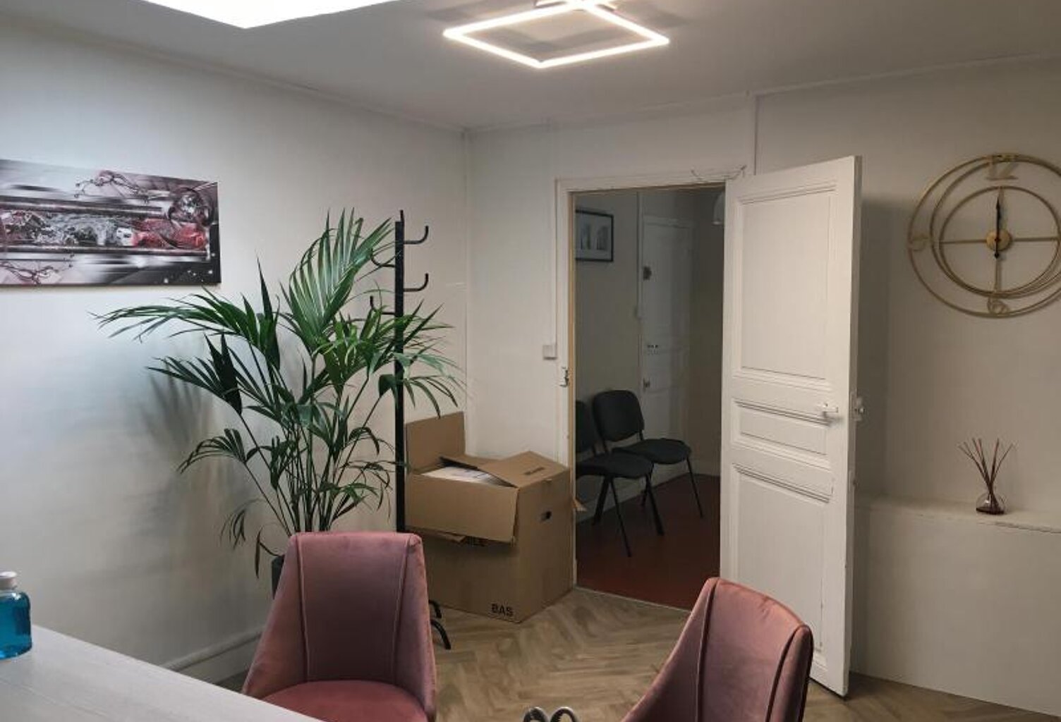 Location commerce  40 m² à Salon-de-Provence (13300) — photo 1