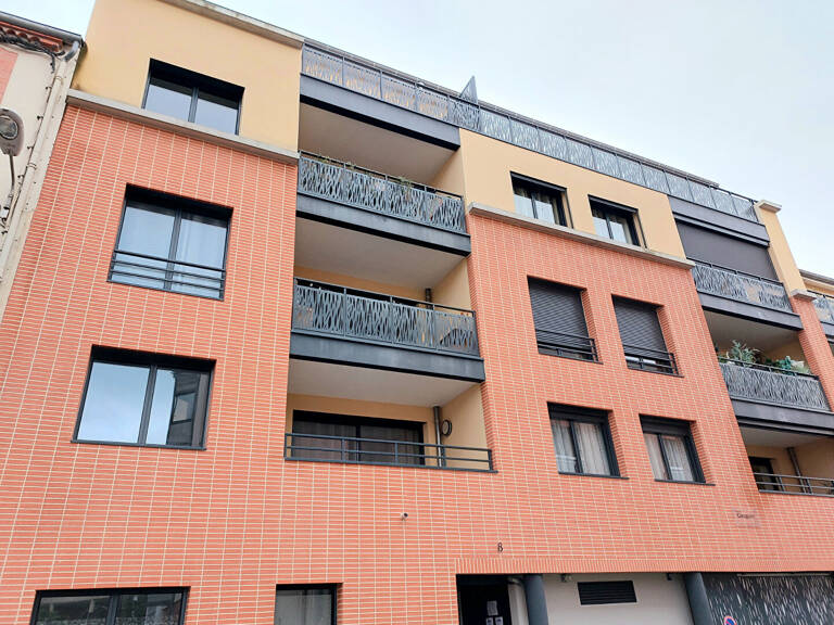 VENDU - Appartement T2  neuf avec place de parking privative — photo 1