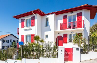 vente maison 1 981 000 € à proximité de La Bastide-Clairence (64240)