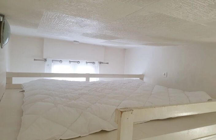 A LOUER- Niort : STUDIO de 11,56 m² EXCLUSIVITÉ - studio meublé — photo 4
