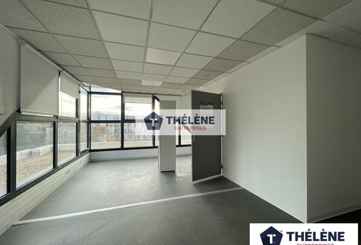BUREAUX à LOUER — photo 1