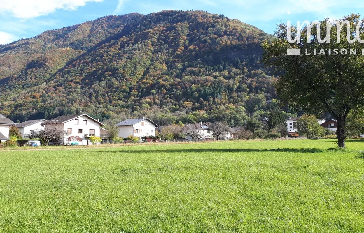 terrain  pièces 715 m2 à vendre à Chamoux-sur-Gelon (73390)