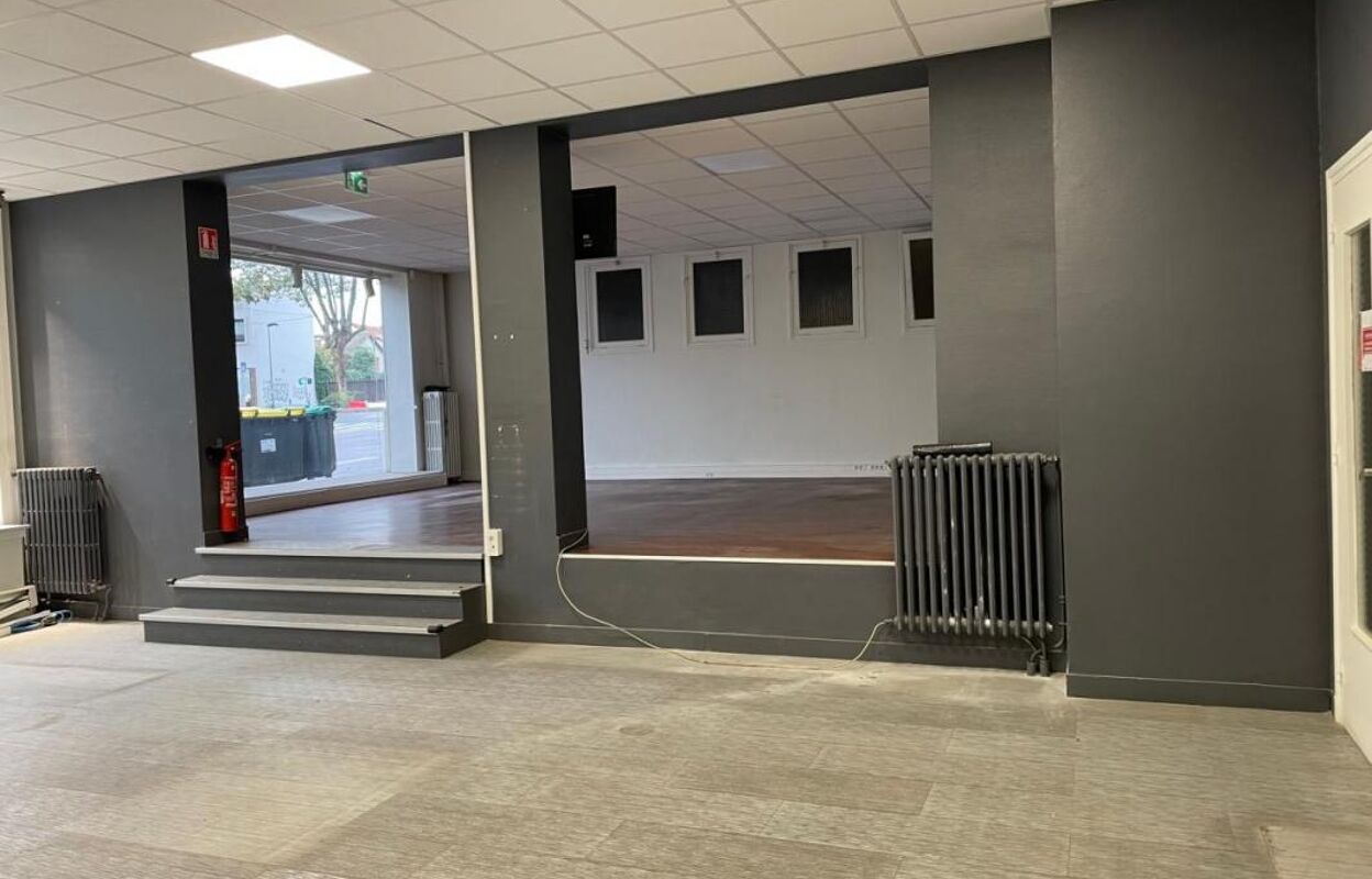 commerce  pièces 340 m2 à vendre à Cachan (94230)