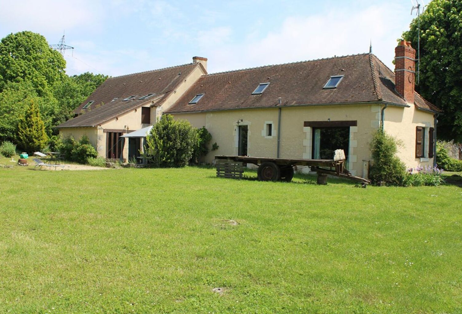Maison de campagne avec dépendances et terrain — photo 1