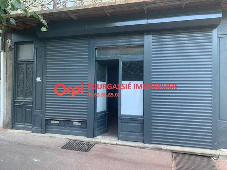 Local à louer 70 m² à Mazamet — photo 1