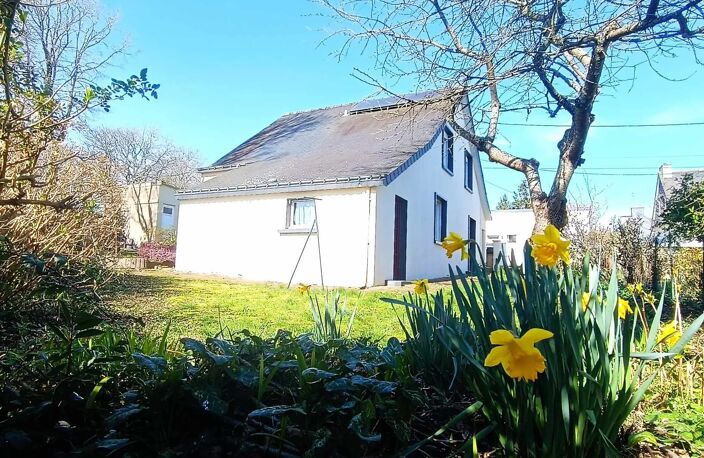 EN EXCLUSIVITÉ - PONTIVY - MAISON 3 CHAMBRES + GARAGE. — photo 2