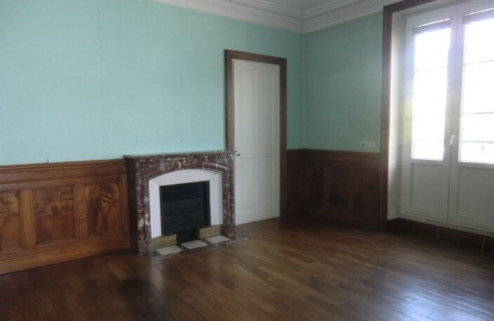 F4 — photo 4