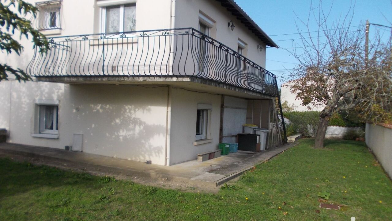 maison 7 pièces 132 m2 à vendre à Tonnay-Charente (17430)
