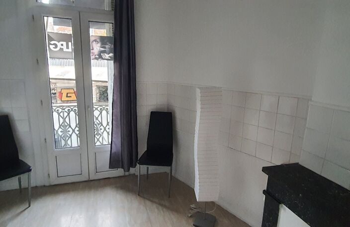 Local commercial — photo 3