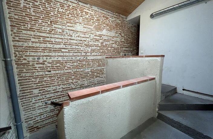 Vente immeuble   Valence (82400) — photo 2
