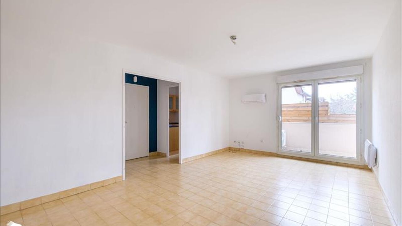 appartement 2 pièces 52 m2 à vendre à Chassieu (69680)