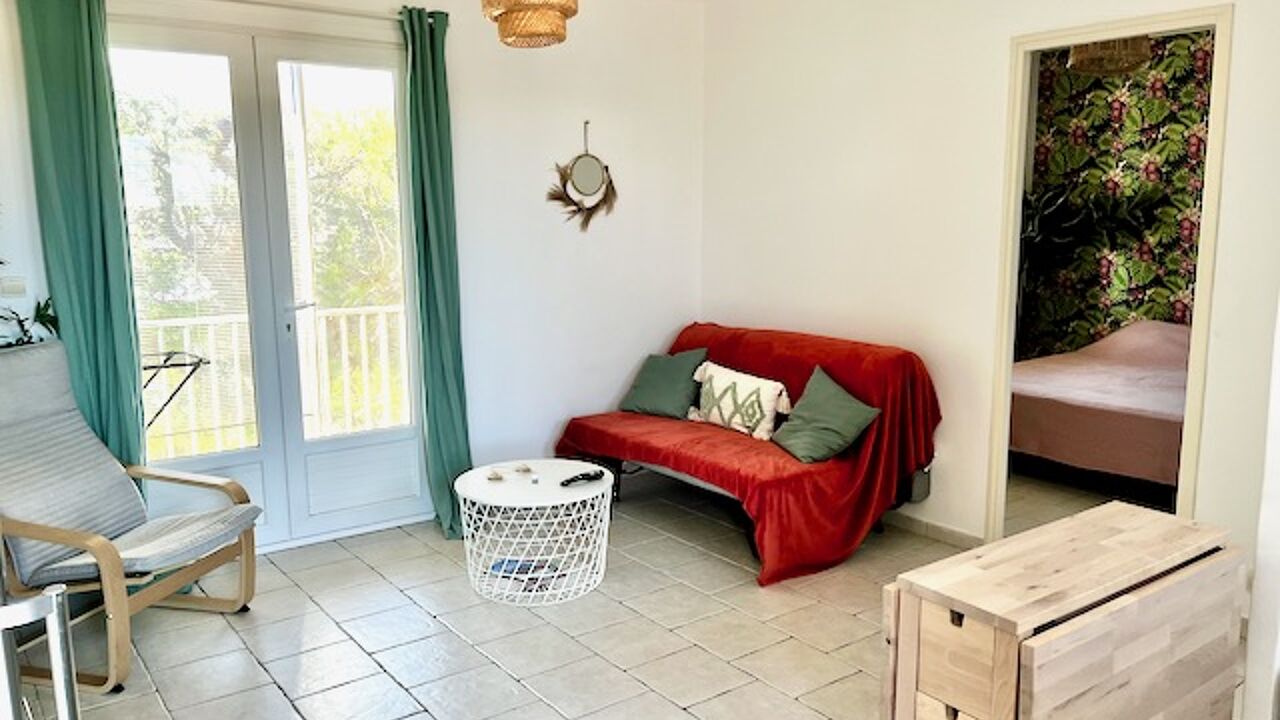 appartement 2 pièces 35 m2 à vendre à Six-Fours-les-Plages (83140)