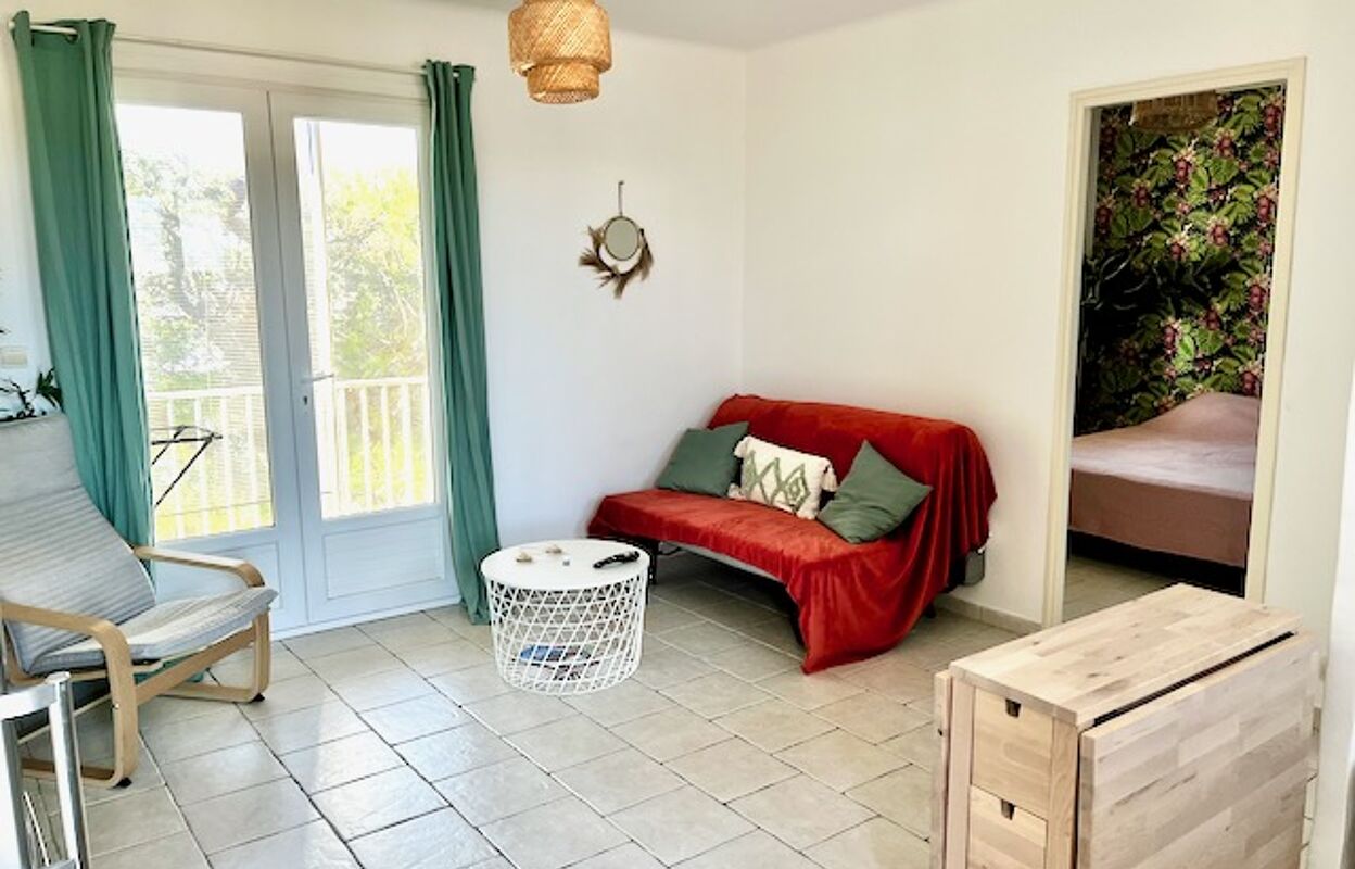 appartement 2 pièces 35 m2 à vendre à Six-Fours-les-Plages (83140)