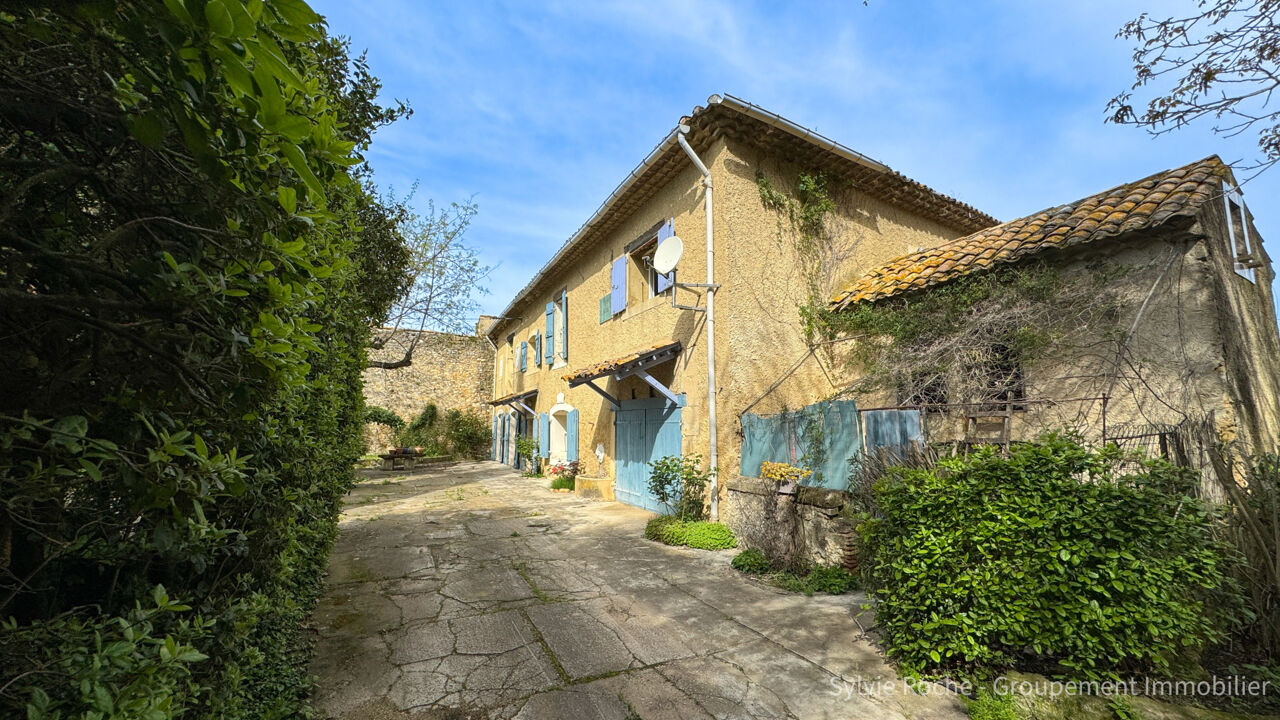 maison 7 pièces 267 m2 à vendre à Caderousse (84860)