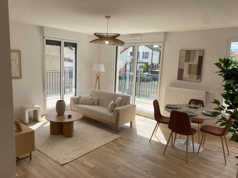 
        Appartement

        (2 à 5 pièces)

        (38 à 98 m²)
       — photo 1
