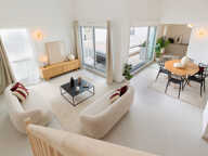 
          Appartement
          (130 à 161 m²)
          Marseille
          -
          13000
         — photo 2