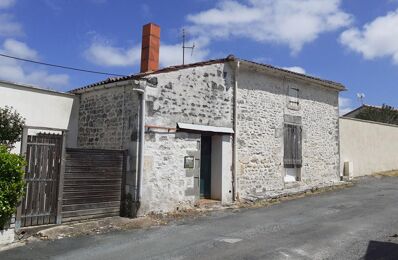 vente maison 217 300 € à proximité de Sainte-Gemme (17250)