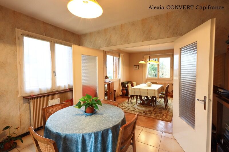 Villa / Maison 6 pièces  à vendre Saint-Trivier-de-Courtes 01560