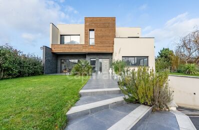 maison 12 pièces 650 m2 à vendre à Soissons (02200)