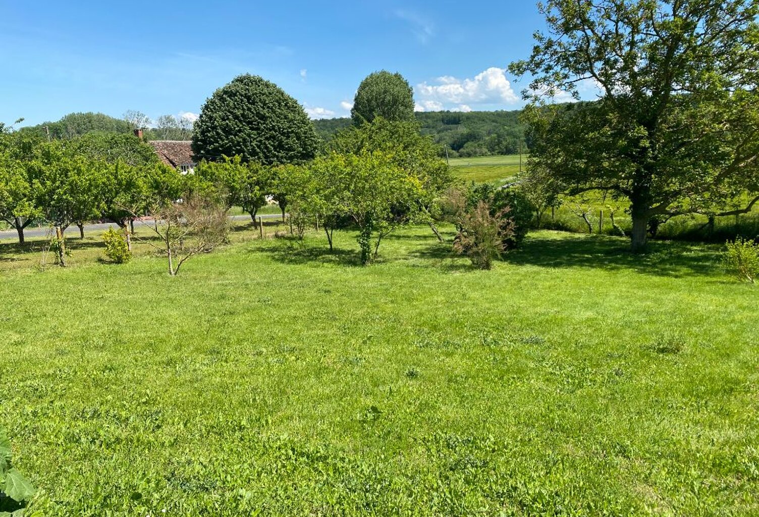 Terrain à bâtir de 1110 m2 — photo 1