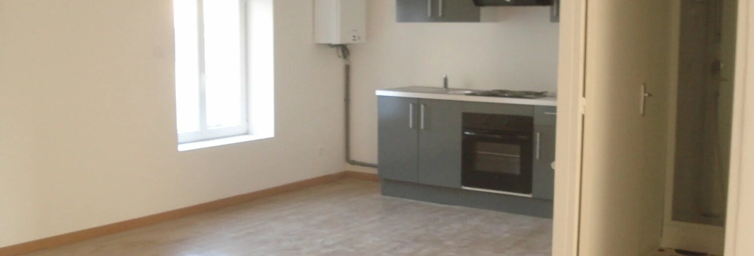 Appartement  93 m² à louer à Hirson (02500)