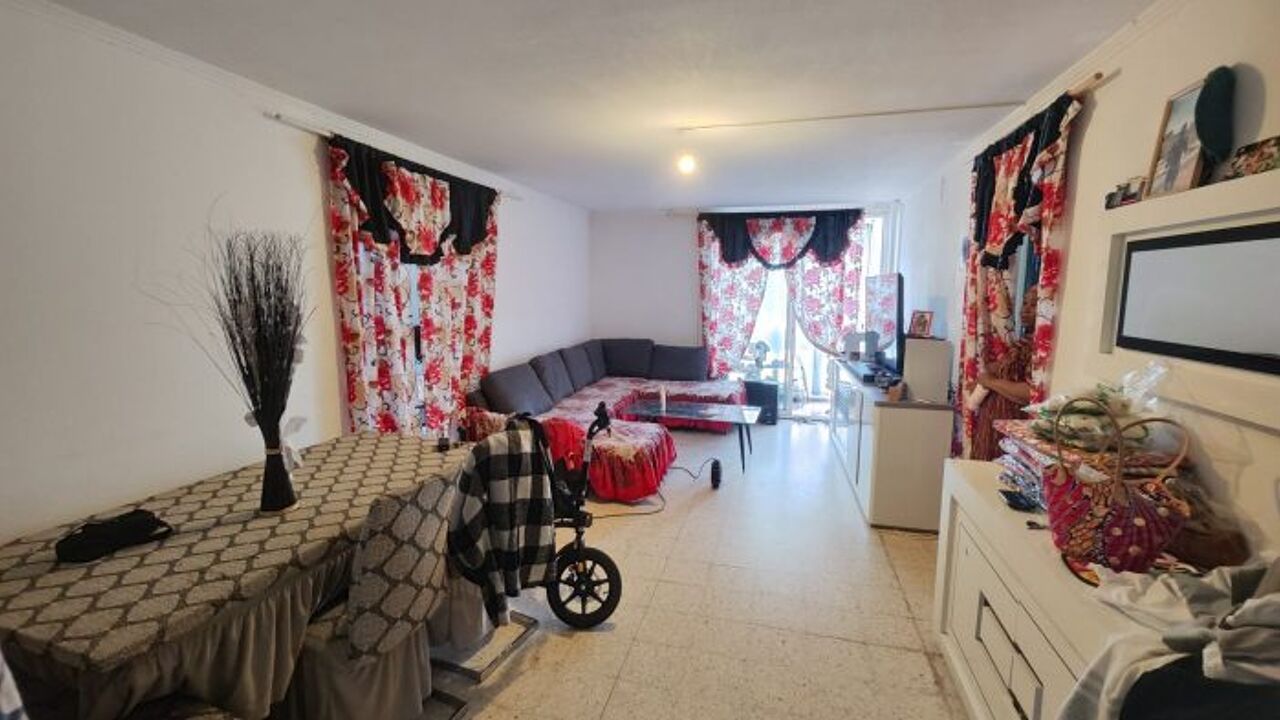 appartement 5 pièces 99 m2 à vendre à Nîmes (30900)
