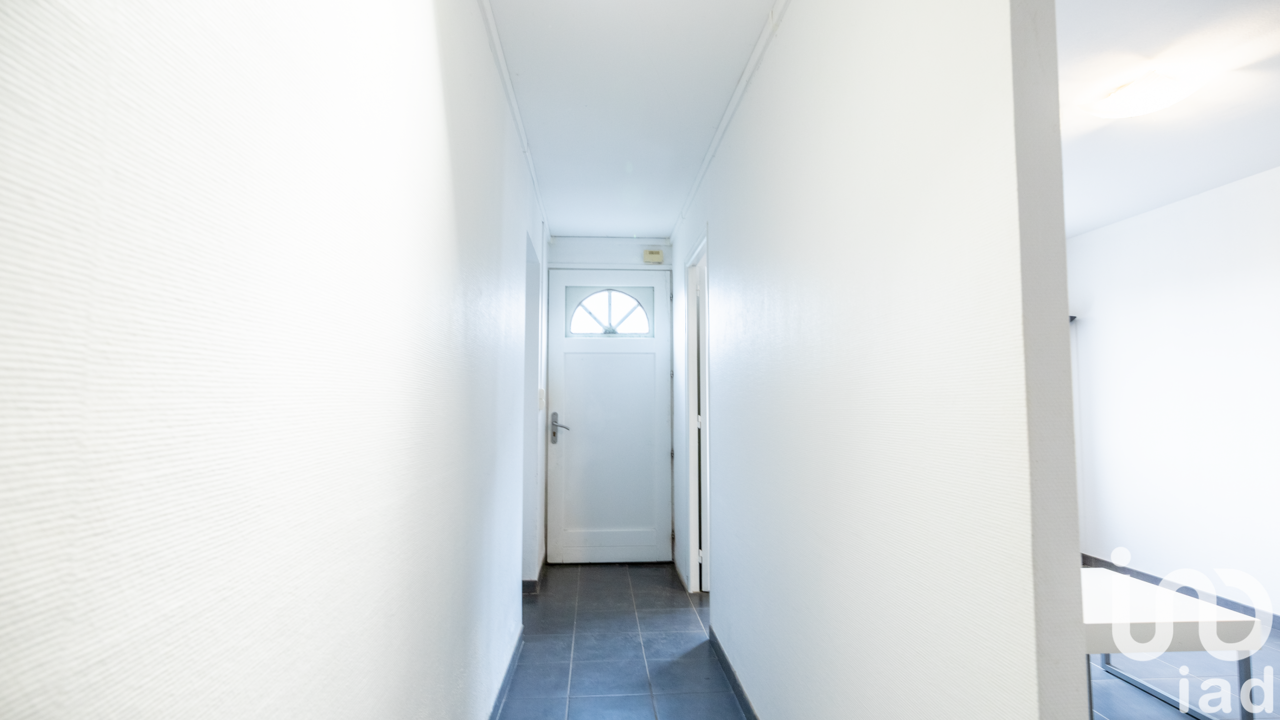 appartement 2 pièces 57 m2 à vendre à Saint-Denis-de-l'Hôtel (45550)