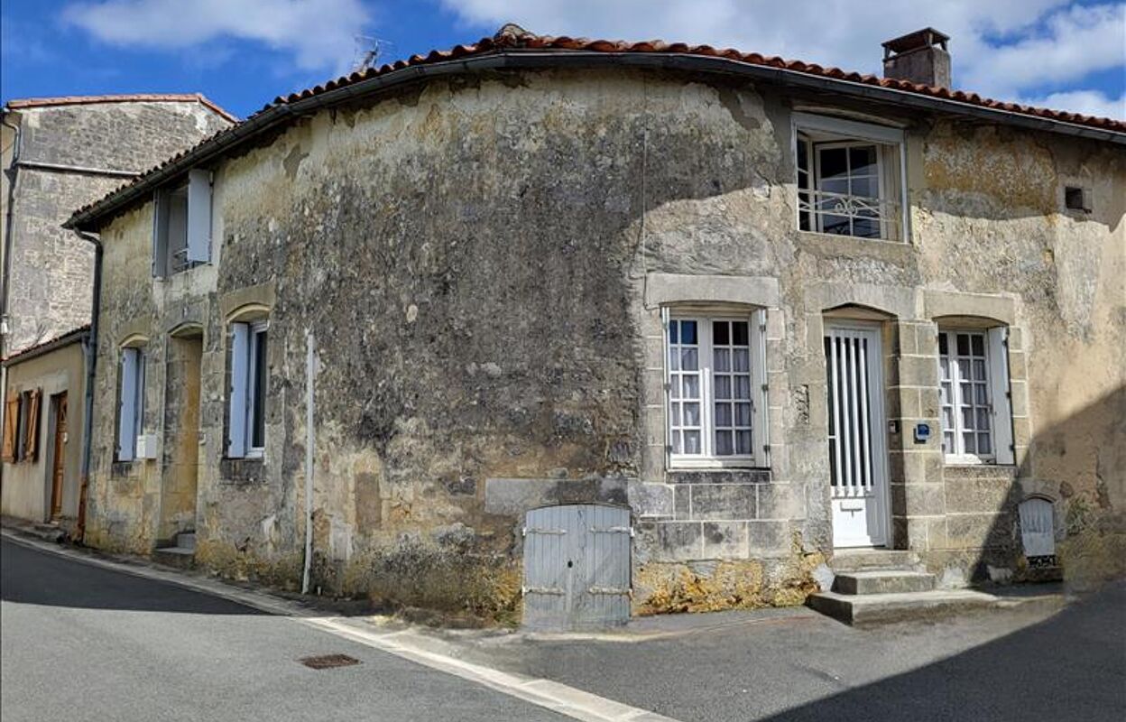 immeuble  pièces  m2 à vendre à Jonzac (17500)