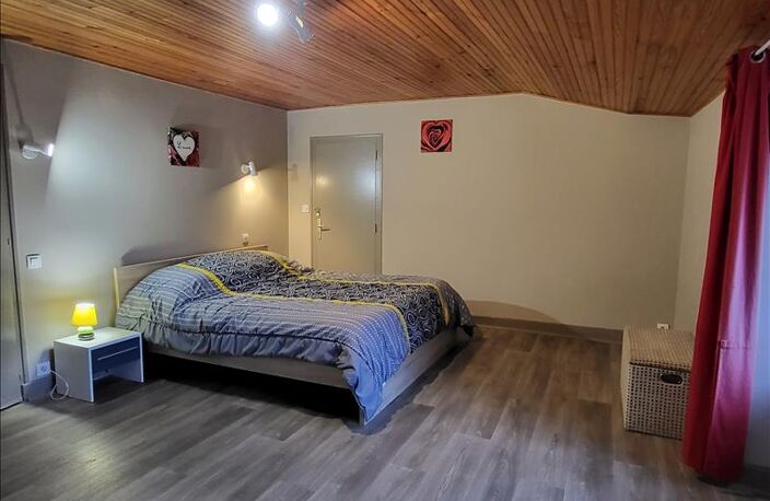 Vente immeuble   Jonzac (17500) — photo 5