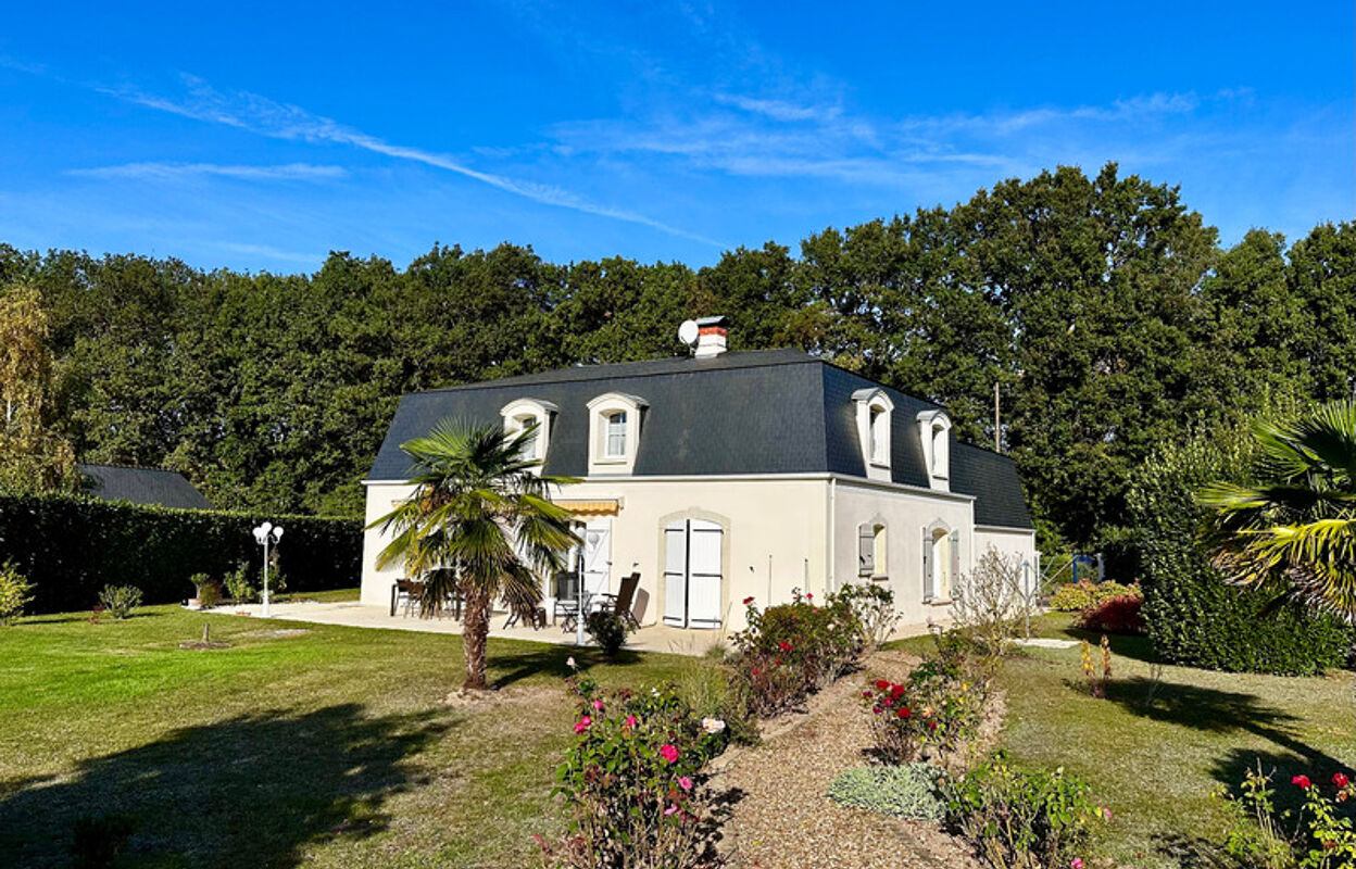 maison 7 pièces 203 m2 à vendre à Saumur (49400)