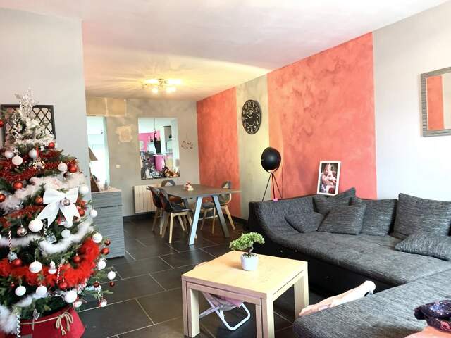 Maison de ville individuelle à Recquignies — photo du bien
