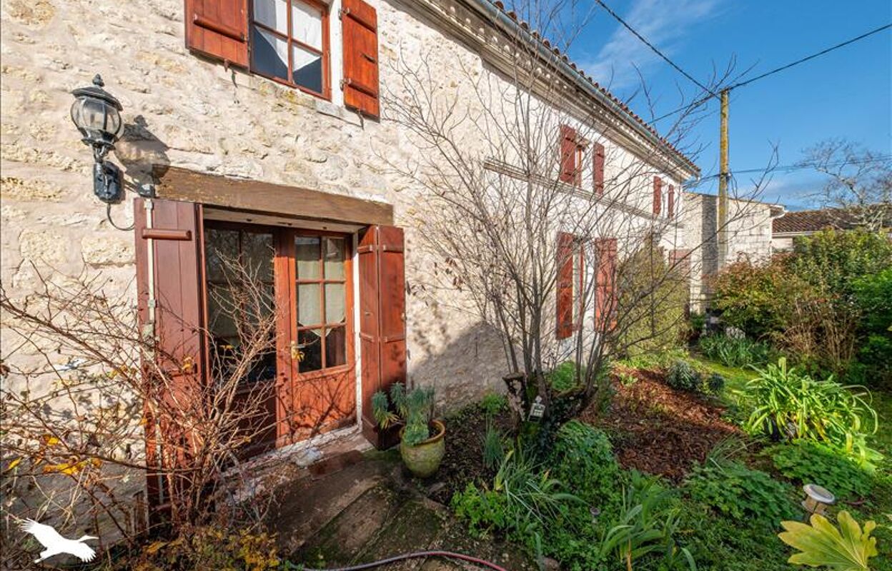 maison 6 pièces 187 m2 à vendre à Le Gua (17600)