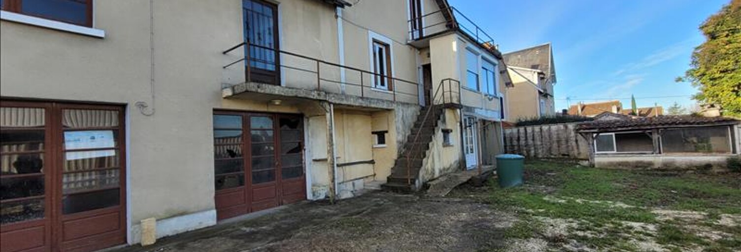Maison 3 Pièces 121 m² à vendre à Ribérac (24600)