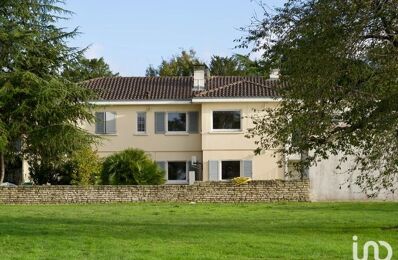 vente maison 620 000 € à proximité de Saint-Coutant-le-Grand (17430)