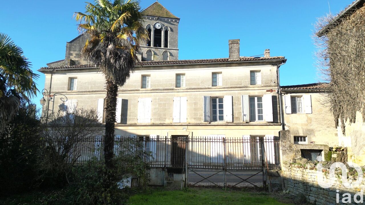 maison 8 pièces 246 m2 à vendre à Mérignac (16200)