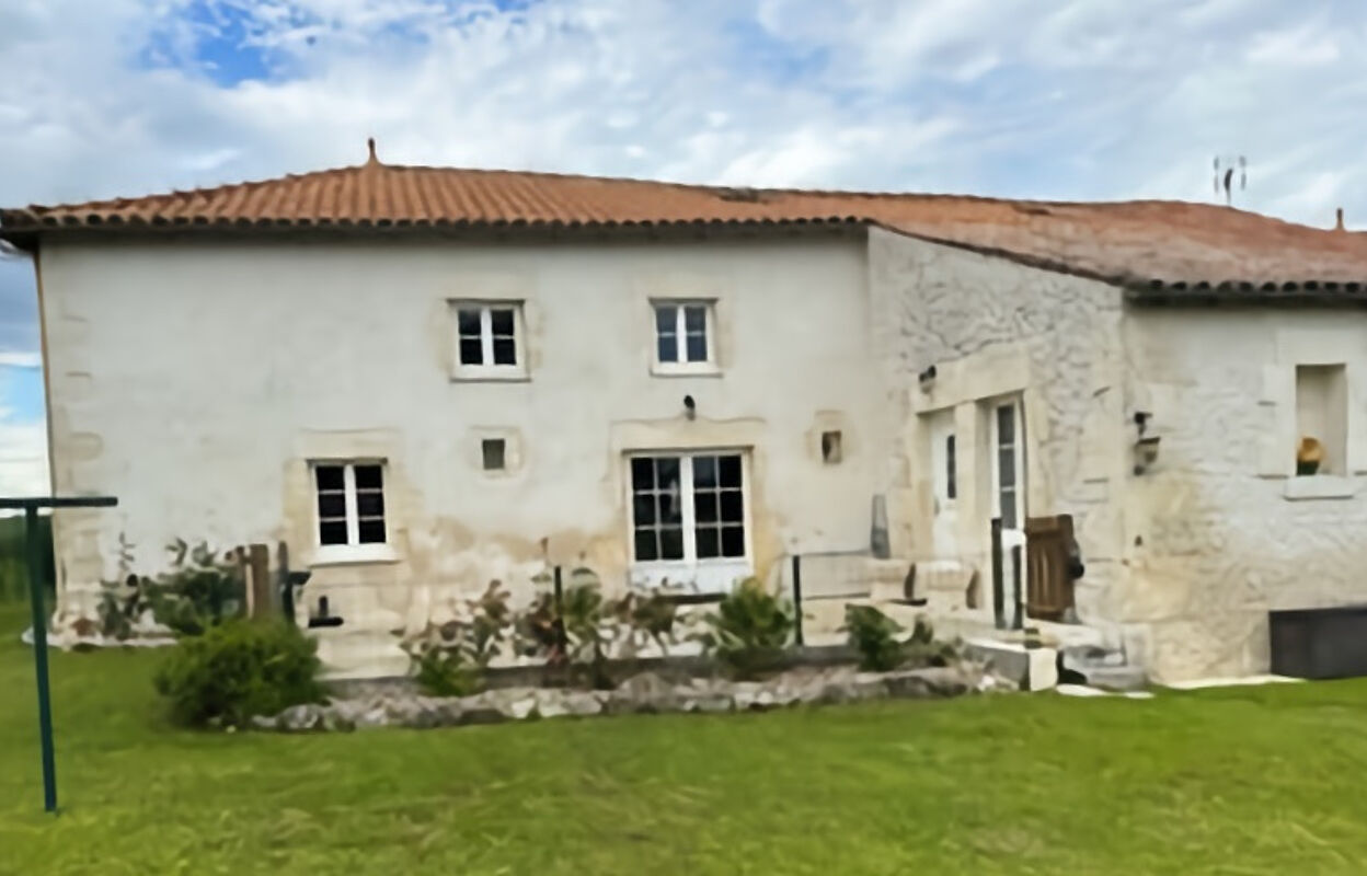 maison 9 pièces 250 m2 à vendre à Fontaines-d'Ozillac (17500)