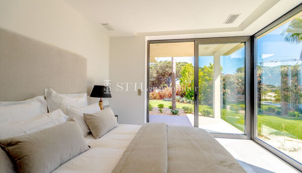 Villa / Maison 6 pièces  à vendre Sainte-Maxime 83120