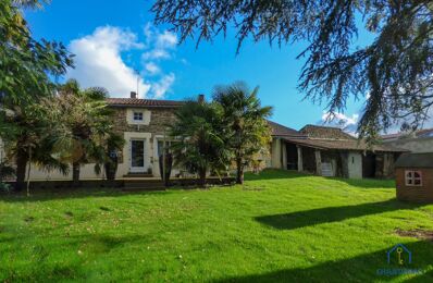 vente maison 204 750 € à proximité de Bazoges-en-Pareds (85390)