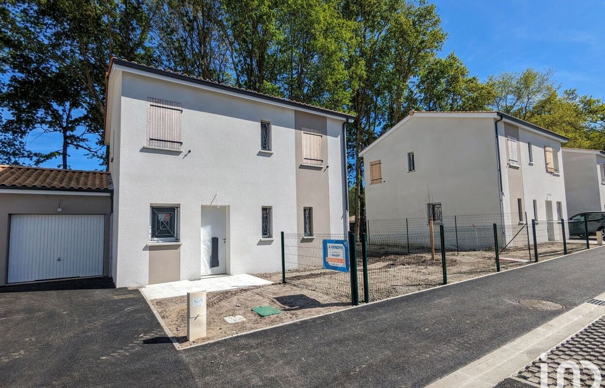 maison 5 pièces 97 m2 à vendre à Saint-Michel-de-Rieufret (33720)