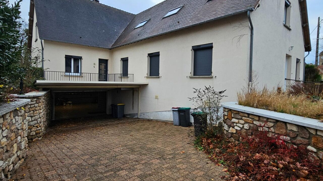 maison 6 pièces 264 m2 à vendre à Montmarault (03390)