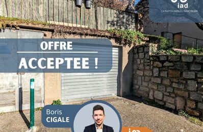 vente garage 49 500 € à proximité de Saint-Genest-Lerpt (42530)